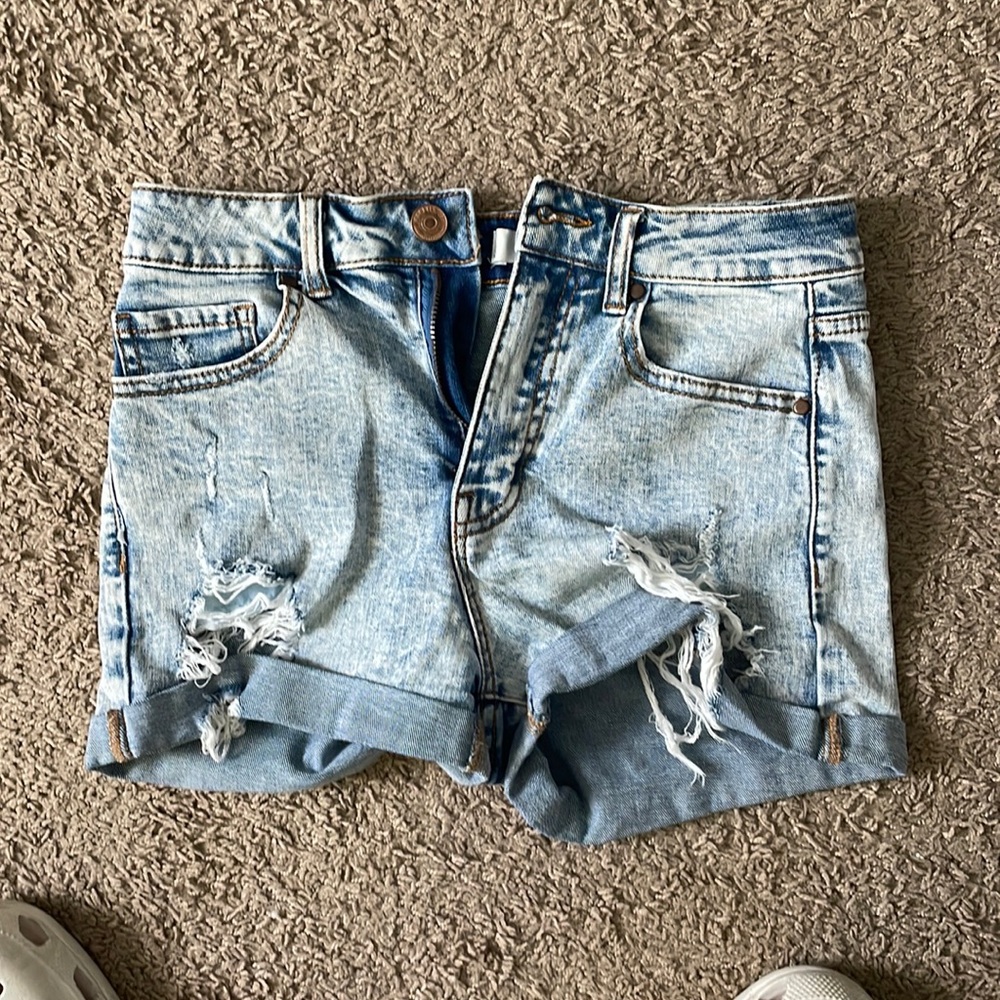 Great unworn jean shorts